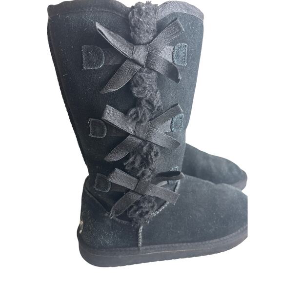 Koolaburra by UGG Black Suede Bow Side Boots Size 4 Youth or Women’s 6 - Picture 2 of 7
